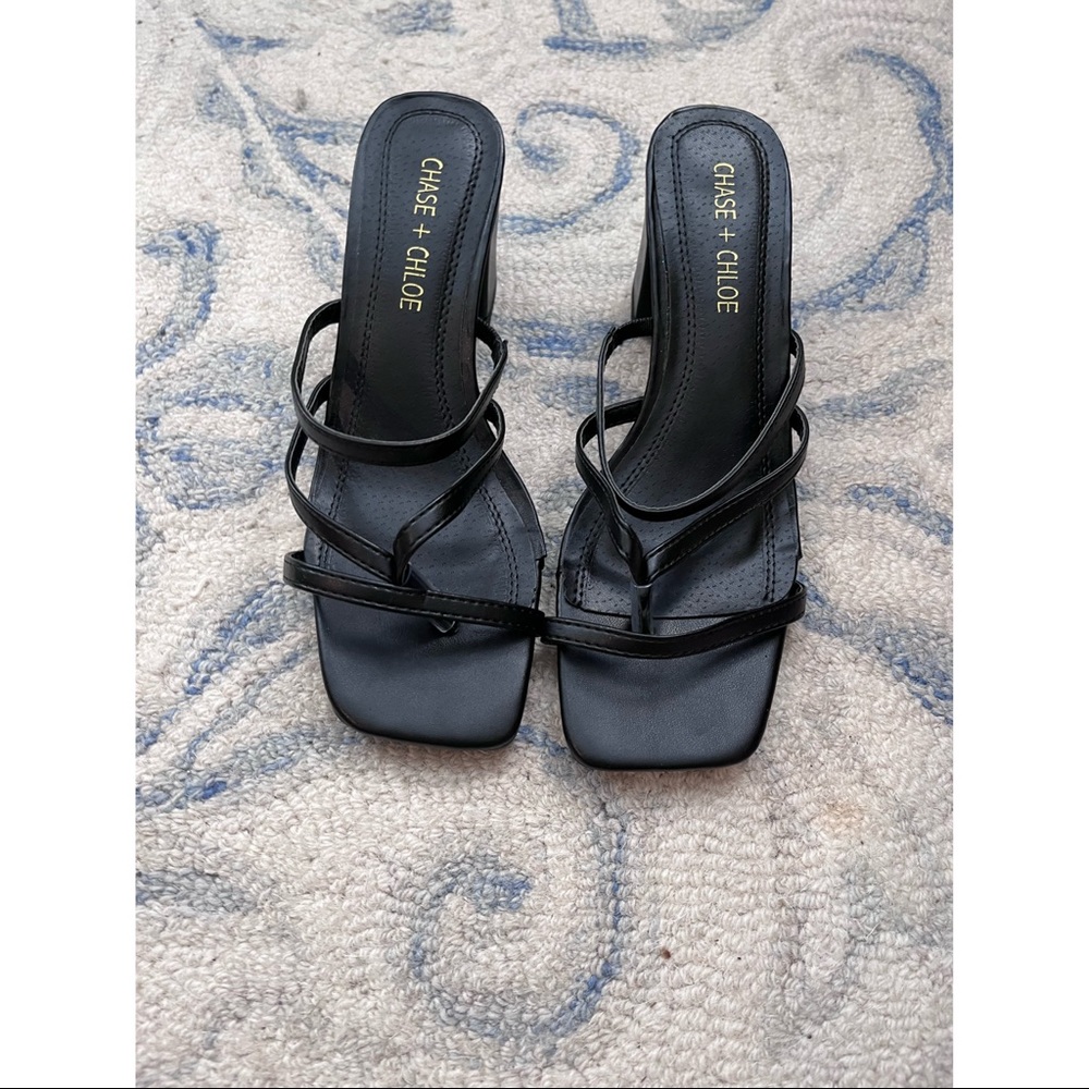 SOLD Chase + Chloe strappy summer sandal
